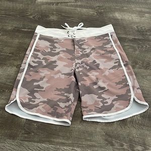 Acacia mens camo shorts size 30